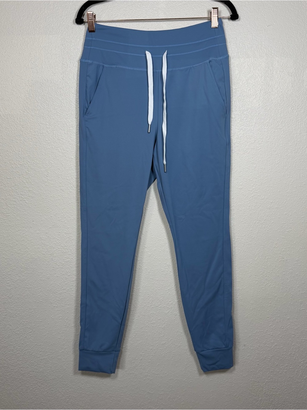 NWT Halara M Softly Zero Plush High Waisted Joggers Light Blue Barely There Feel